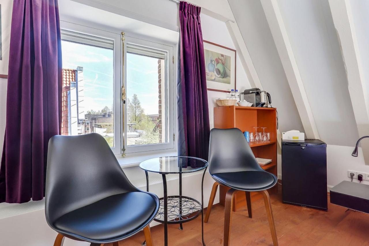 City-centre, Canal-house, Luxurious , Stylish Bedroom, Ensuite Bathroom Gasthof Amsterdam